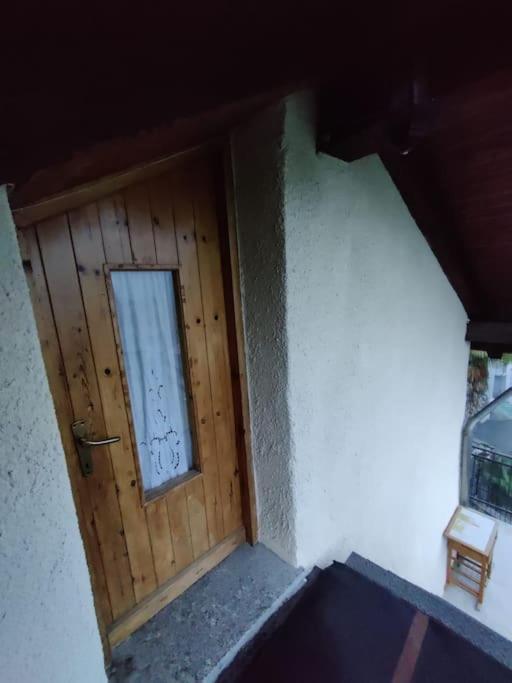アオスタ The Golden Eagle - Chalet A Champdeprazヴィラ エクステリア 写真